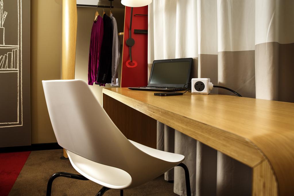 Ibis London Barking Hotel Barking  Eksteriør billede