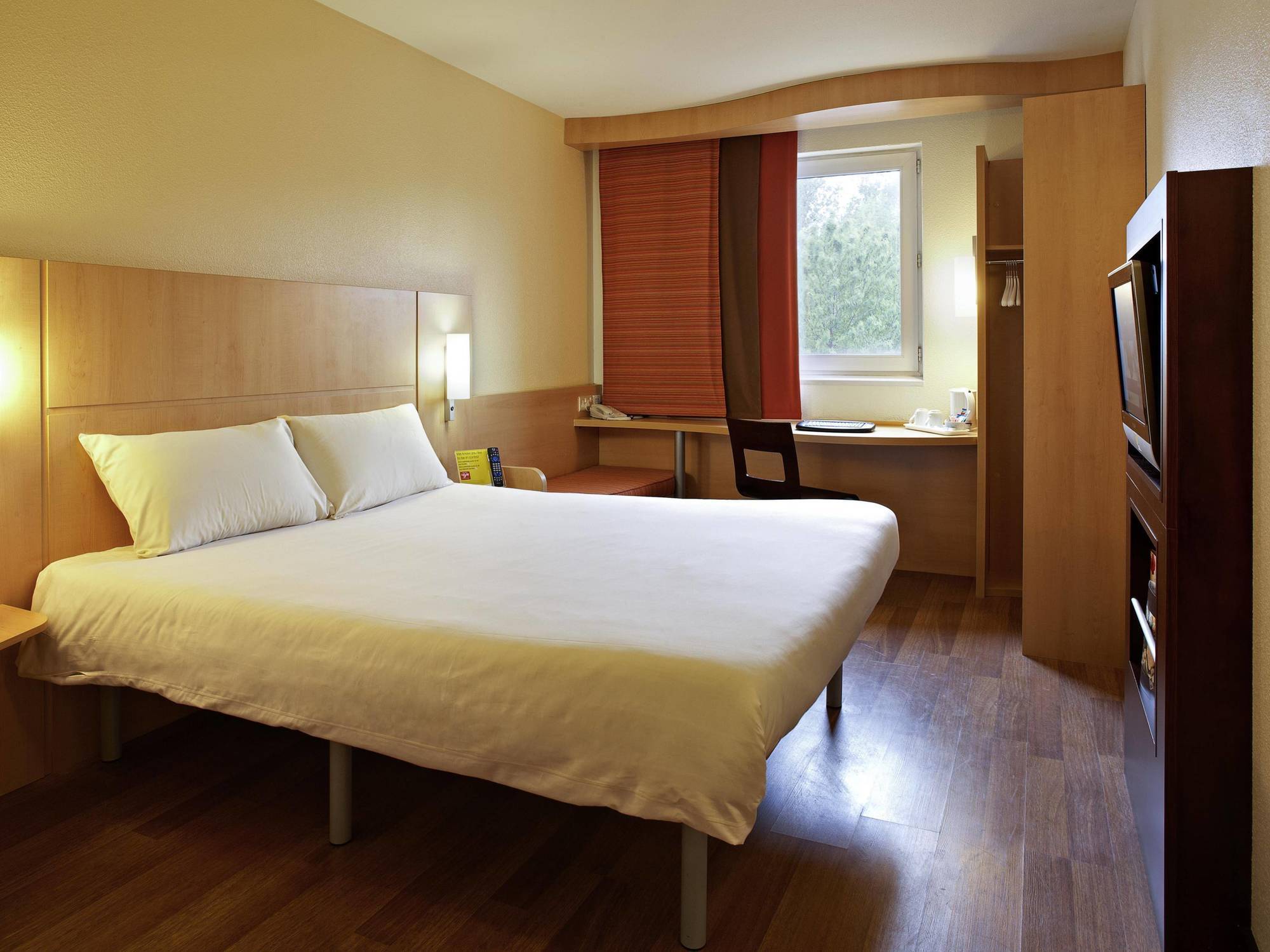 Ibis London Barking Hotel Barking  Eksteriør billede