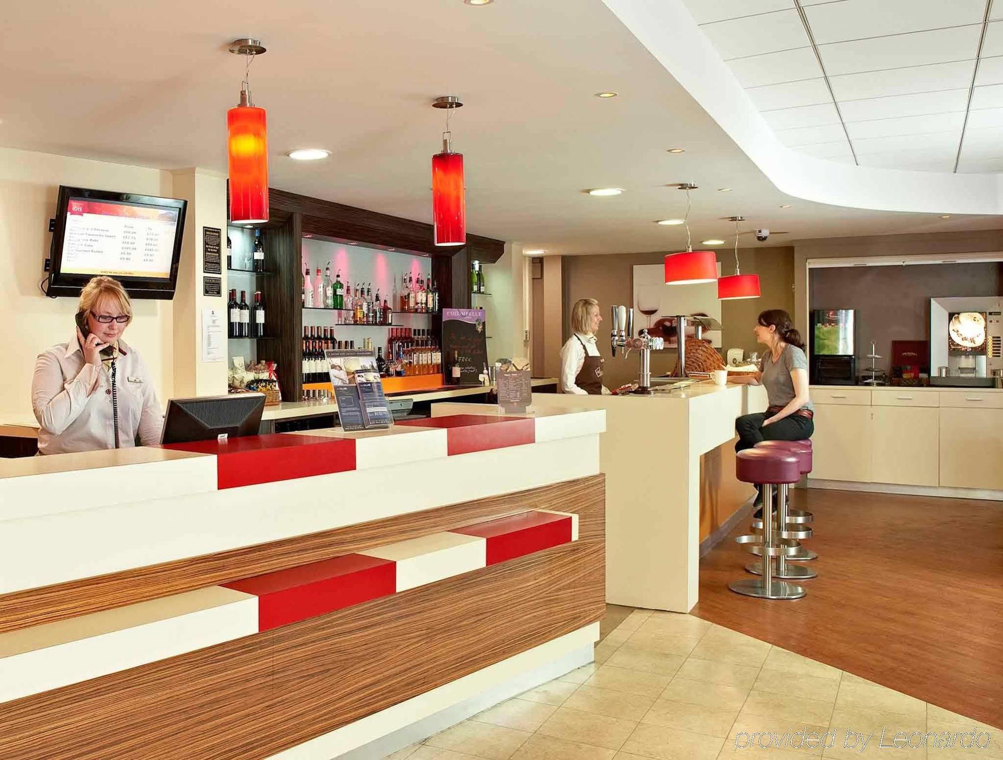 Ibis London Barking Hotel Barking  Eksteriør billede