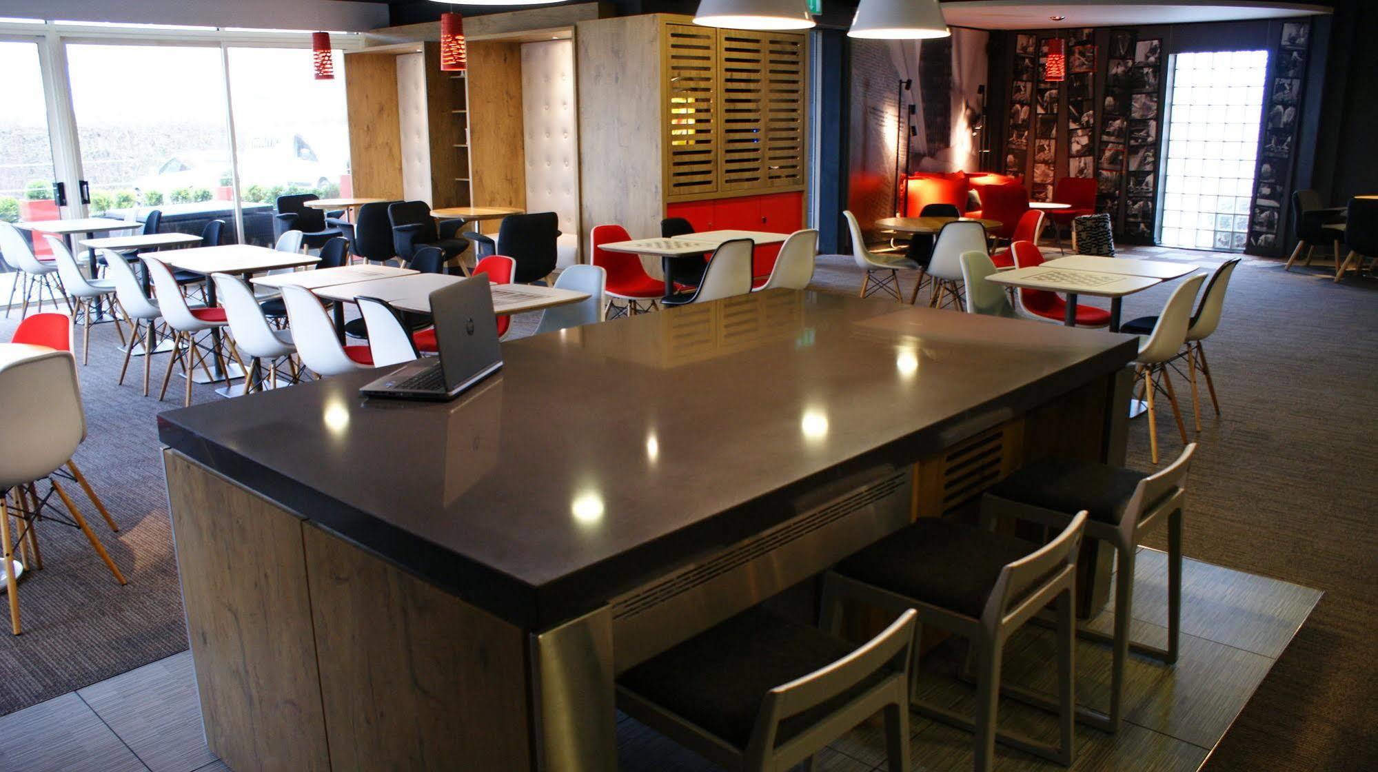 Ibis London Barking Hotel Barking  Eksteriør billede